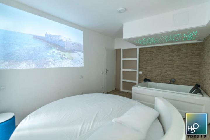 H3O Lago Di Garda Desenzano del Garda Habitación foto