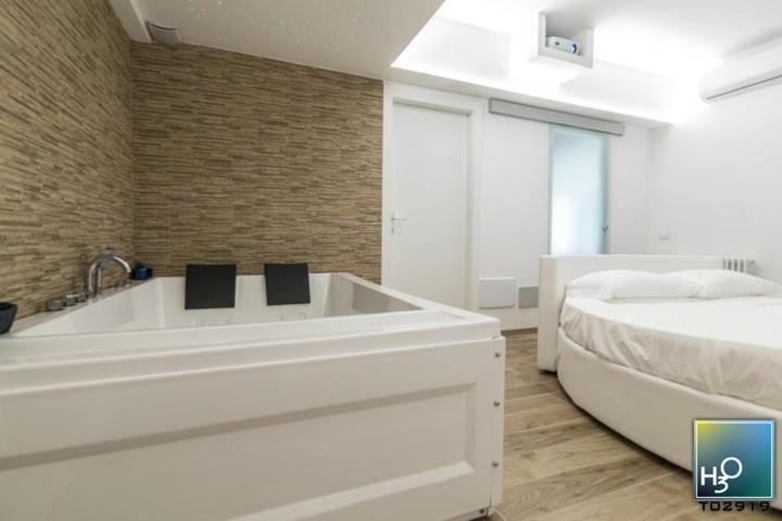 H3O Lago Di Garda Desenzano del Garda Habitación foto